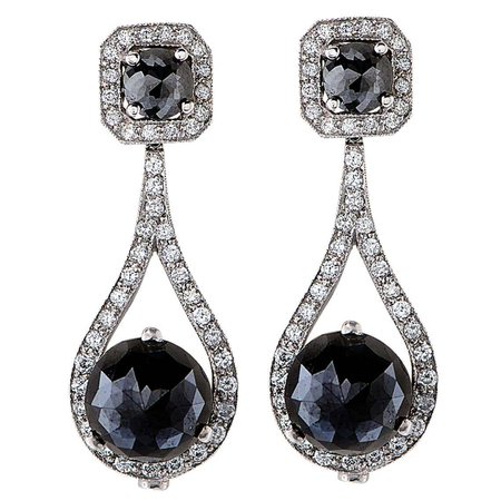 26.74 Carat Black Diamond Earrings For Sale at 1stDibs