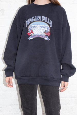Erica Niagara Falls Sweatshirt - Oversized - Clothing
