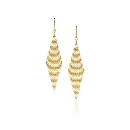Elsa Peretti™ Mesh earrings in 18k gold with diamonds, small. | Tiffany & Co.