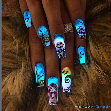 Nightmare Before Christmas nails