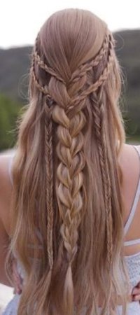 half up braided hair