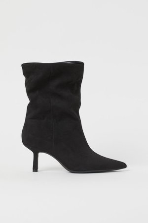 Pointed Boots - Black