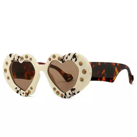 Heart-Shaped Leopard Sunglasses with Rhinestones - Aesthetic Eyewear – Boogzel Clothing