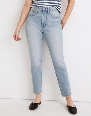 The Petite Curvy Perfect Vintage Jean in Fiore Wash