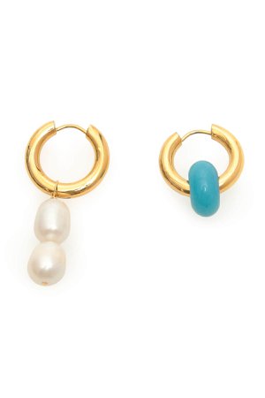 Timeless Pearly Mismatched Earrings