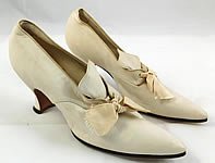 Edwardian Vintage La Valle & Lo Presti White Kid Leather Pointed Toe Shoes