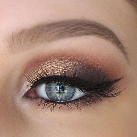 bronze and gold eye makeup