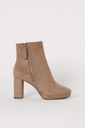 Block-heeled Ankle Boots - Beige