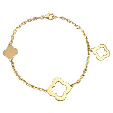 Van Cleef and Arpels 'Byzantine Alhambra' Yellow Gold Bracelet For Sale at 1stDibs
