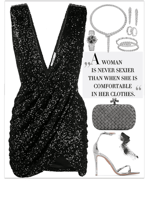 An elegant night look with a Precious jewelry