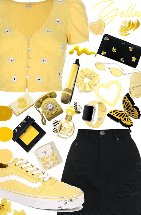 Yellow Yellow 💛⭐️🌙🌼🍌