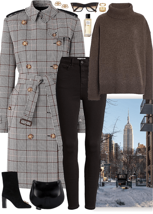 Outfit for a day in NY with a checked print coat