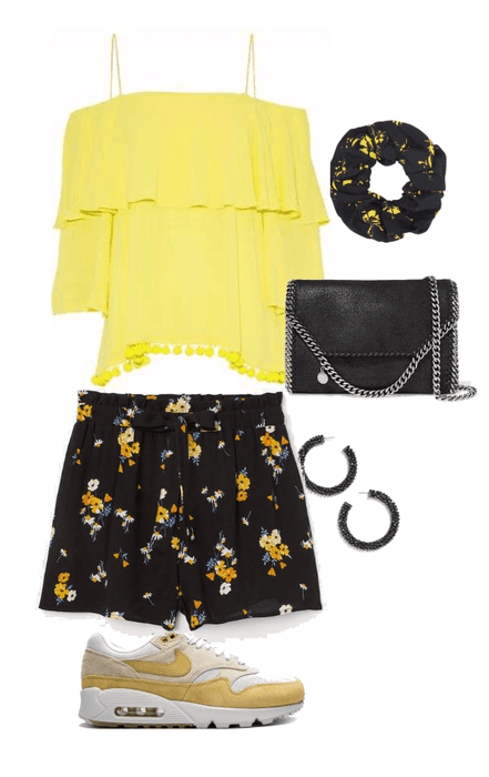 yellow summer outfit