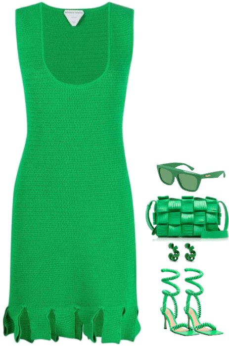 #913: Green Bottega