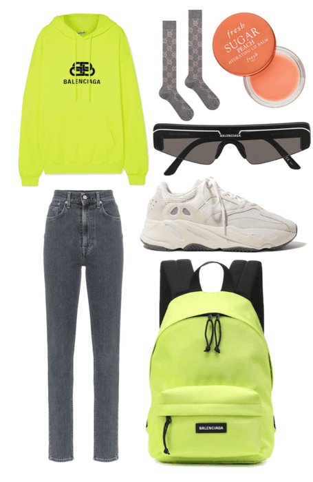 Back to school with the neon trend