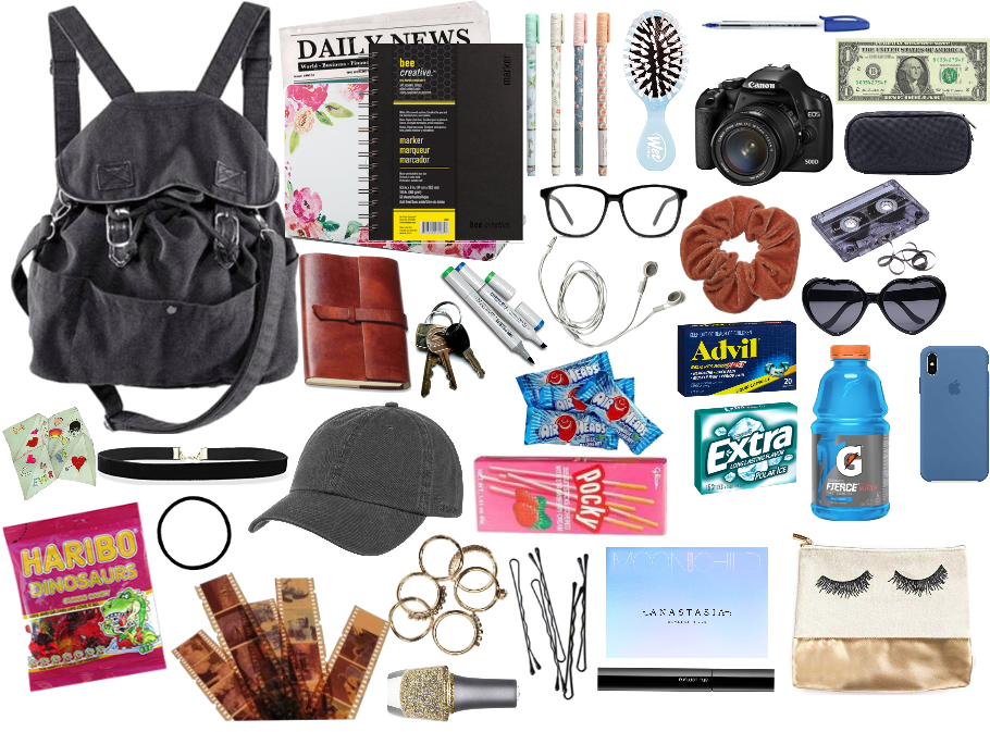 Carly Kent~What's In Her Bag.