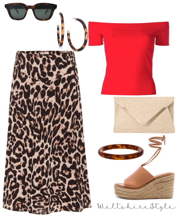 THIS LEOPARD SKIRT