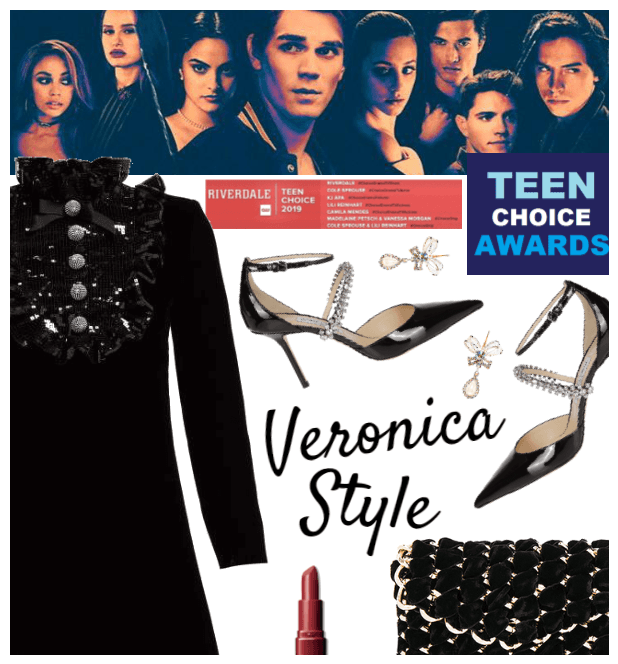 Teen Choice Awards: Veronica Red Carpet Style