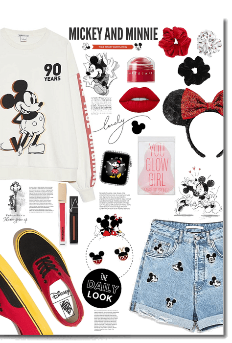 Mickey and Minnie Mouse ❤️🖤💛