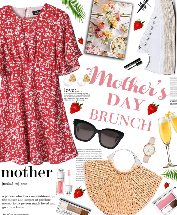 Mother’s Day brunch 🍓 what would my mom wear