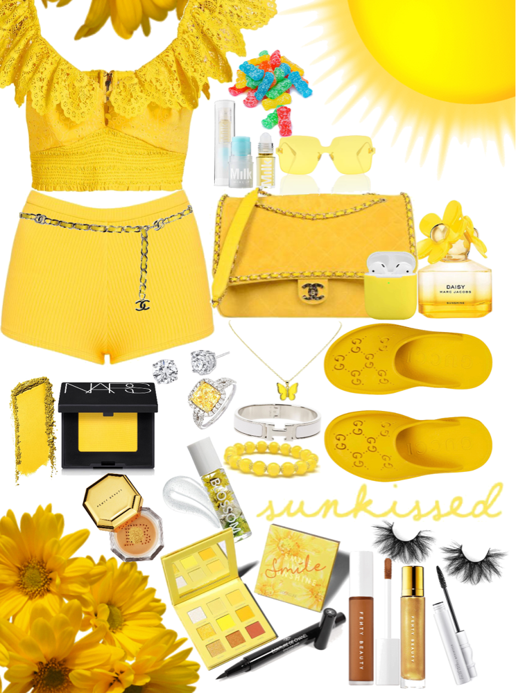 Sunshine” by Latto ☀️ what i was listening to this morning. Outfit